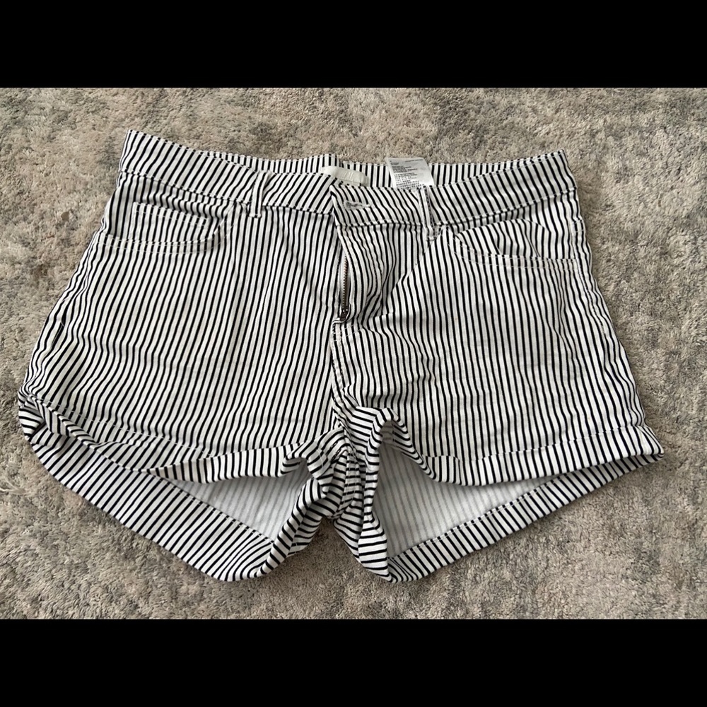 H&M jean shorts!